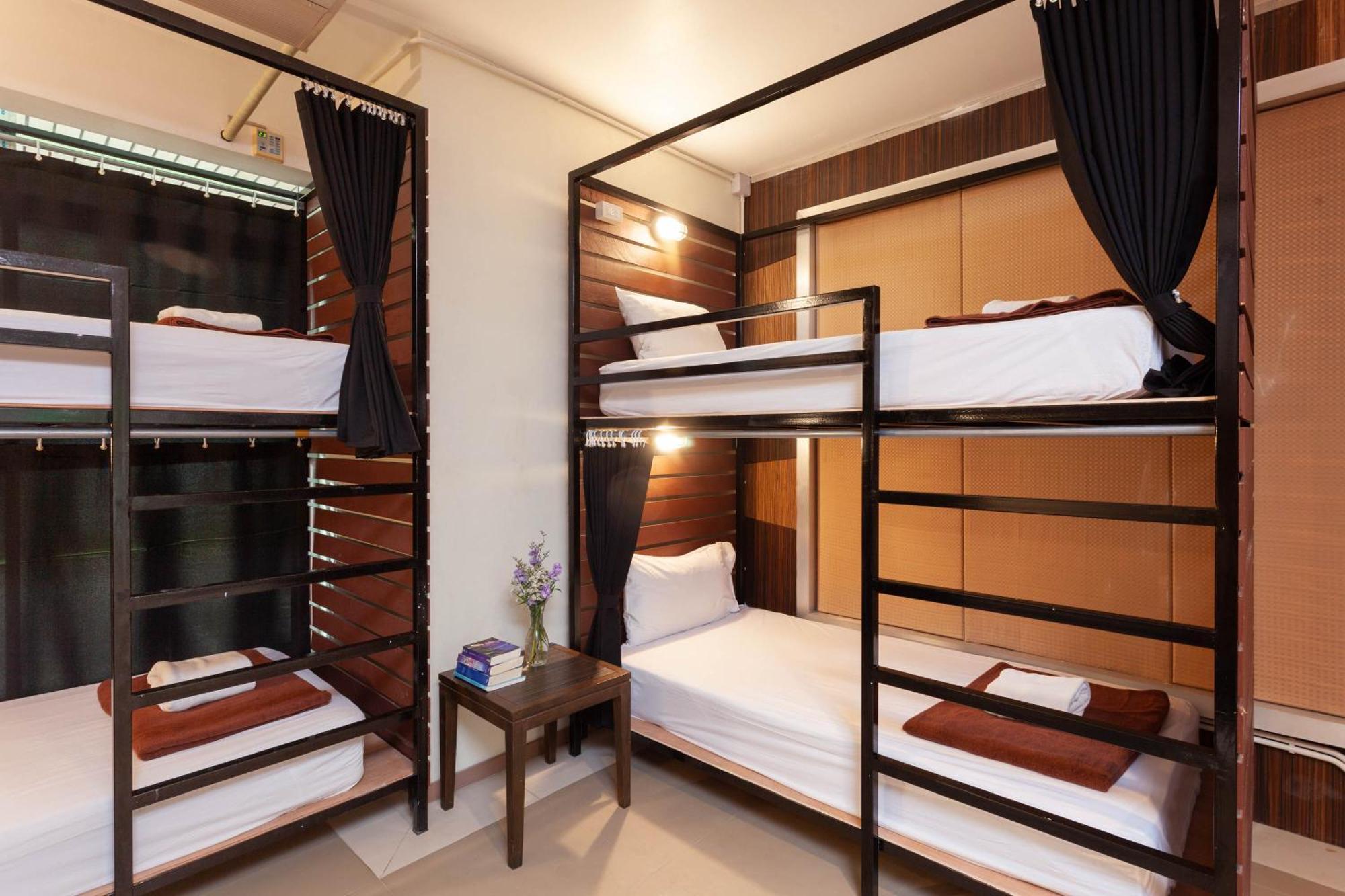 The Beachfront Hostel หน้าทอนเบย์ ภายนอก รูปภาพ