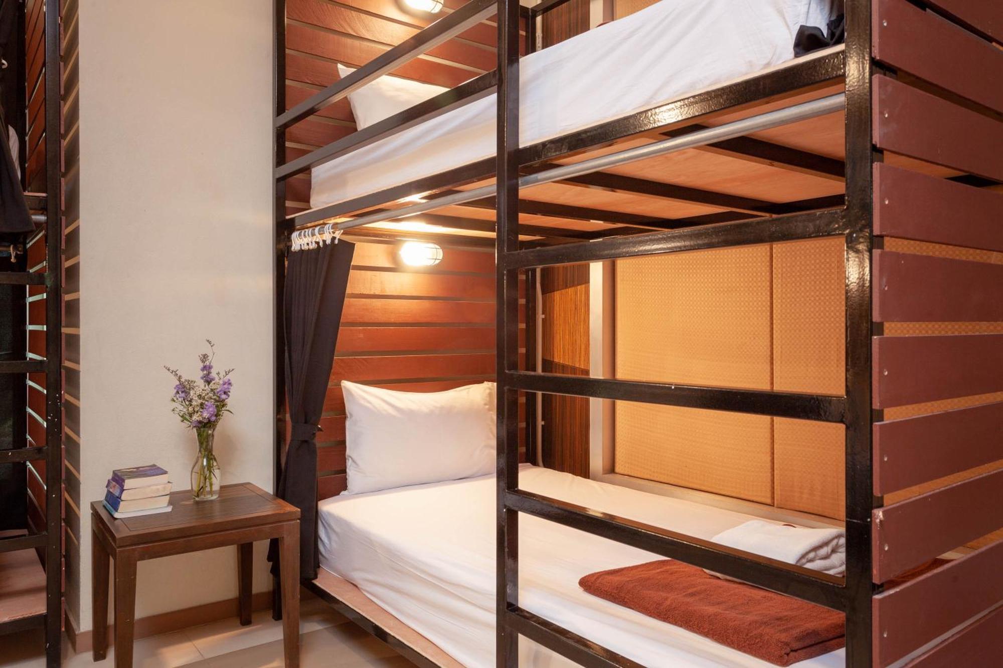 The Beachfront Hostel หน้าทอนเบย์ ภายนอก รูปภาพ
