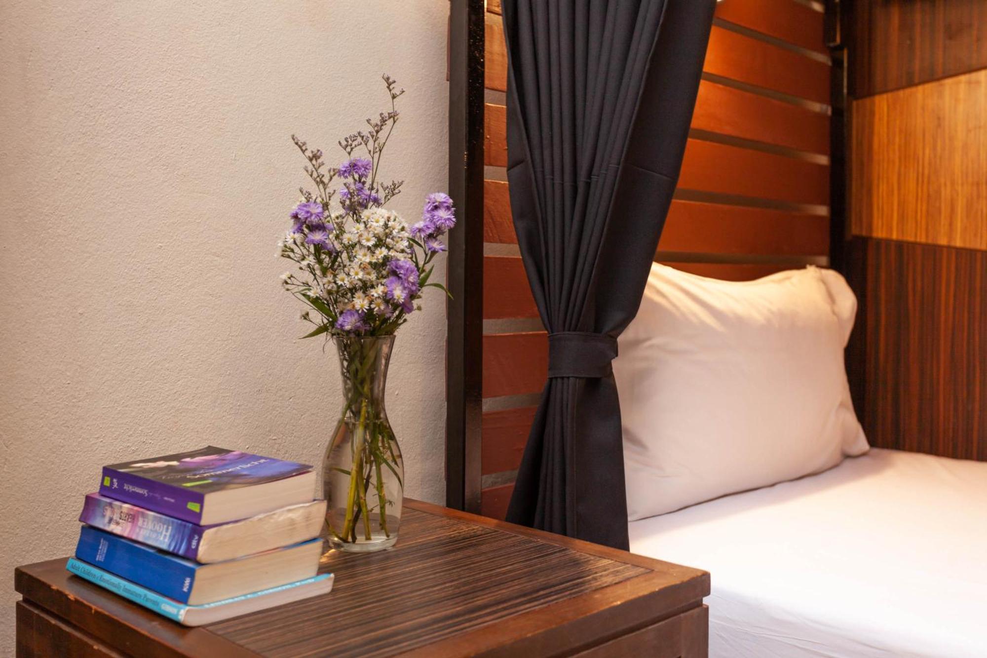 The Beachfront Hostel หน้าทอนเบย์ ภายนอก รูปภาพ